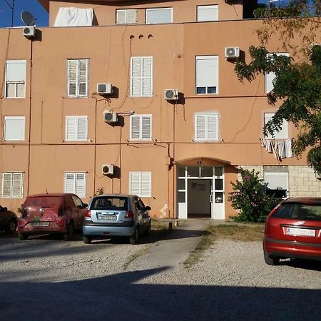 זאדאר Apartment Lily מראה חיצוני תמונה