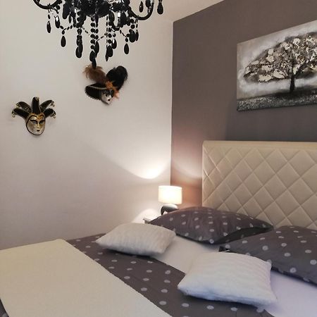 זאדאר Apartment Lily מראה חיצוני תמונה