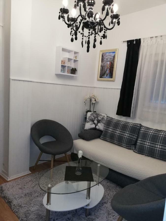 זאדאר Apartment Lily מראה חיצוני תמונה